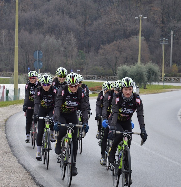 Cicli Mata Team Gauss: la stagione 2014 parte dal lago di Garda.