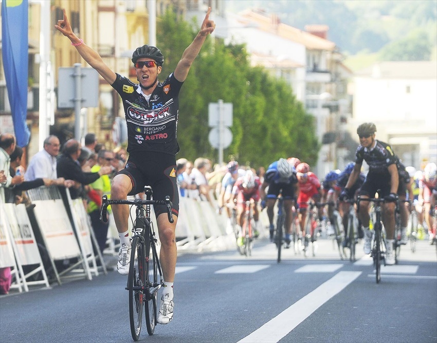 Il Team Colpack domina la prima tappa della Vuelta al Bidasoa  