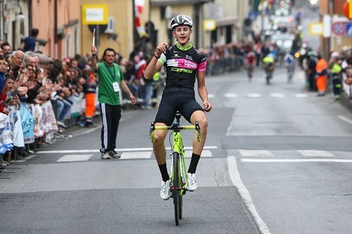 Stefano Ciardo Juniores della Vigor Cycling Team  vince in Francia