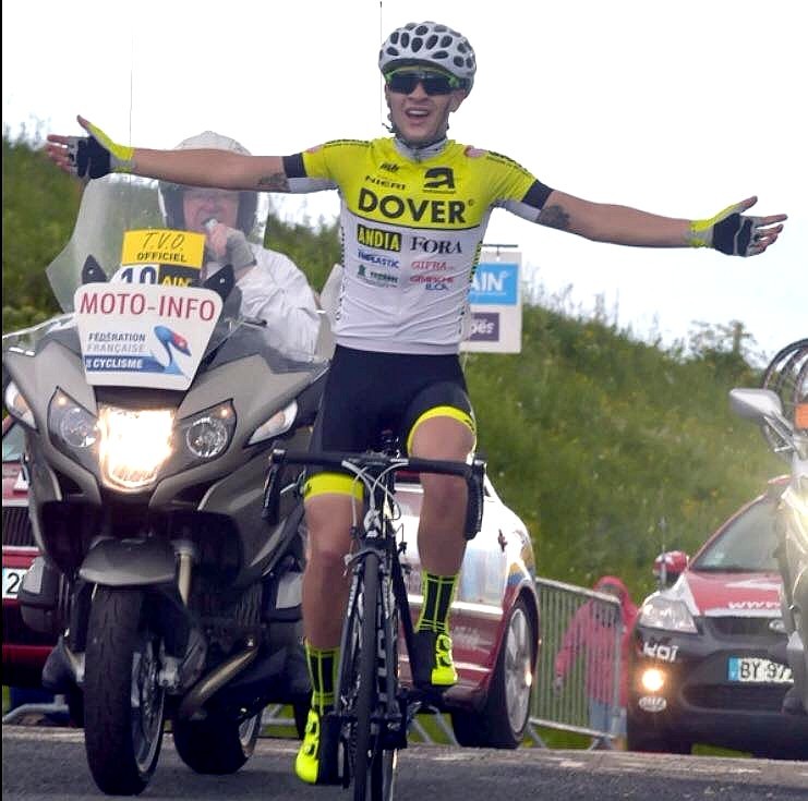 Niccolo' Ferri vince la terza tappa del Tour du Valromey e diventa leader della classifica